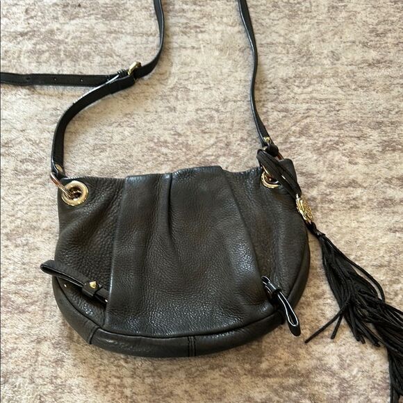 Vince Camuto Soft Grey Zip Front Crossbody Shoulder Handbag - Picture 1 of 6